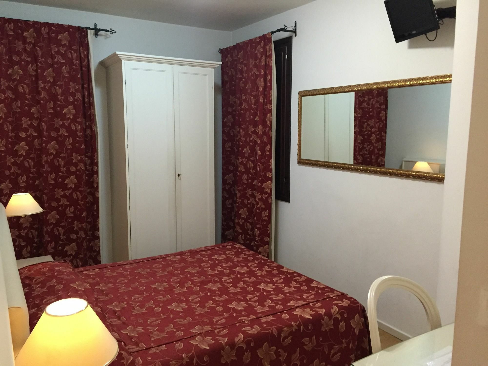 Albergo Ai Tolentini Venice Exterior photo